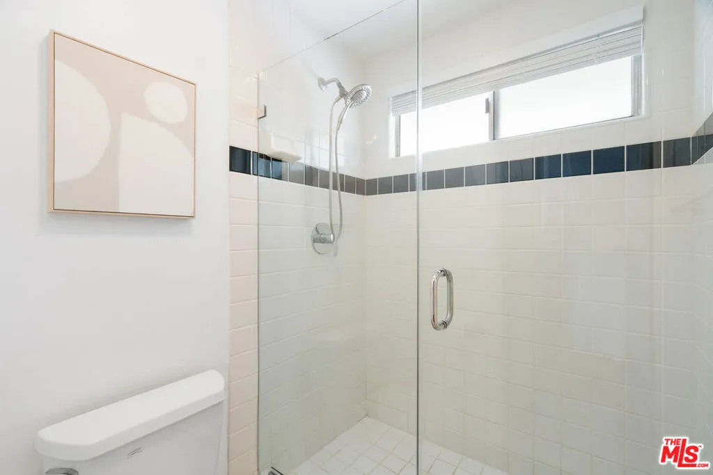 6400 Pacific Avenue 309, Playa Del Rey, California 90293 home-pic-18